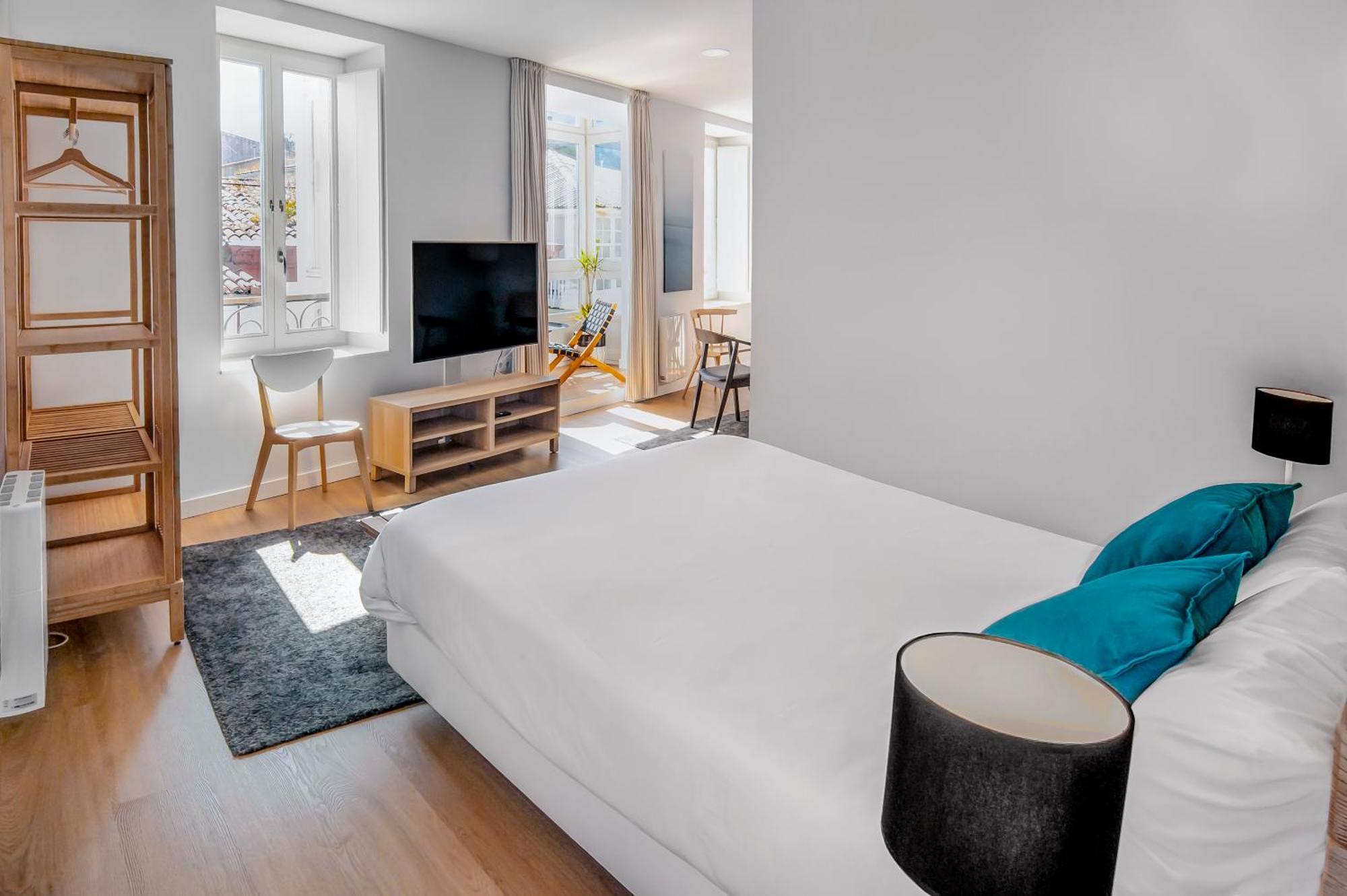 Snoe Hotel Camino Do Eume Apartamentos بونتيدويمي المظهر الخارجي الصورة
