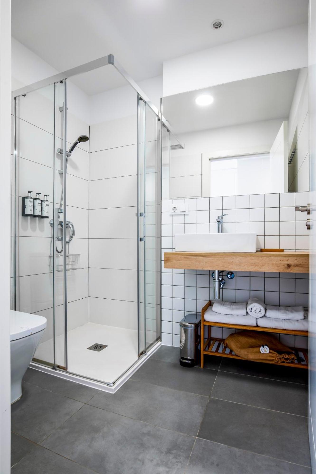 Snoe Hotel Camino Do Eume Apartamentos بونتيدويمي المظهر الخارجي الصورة