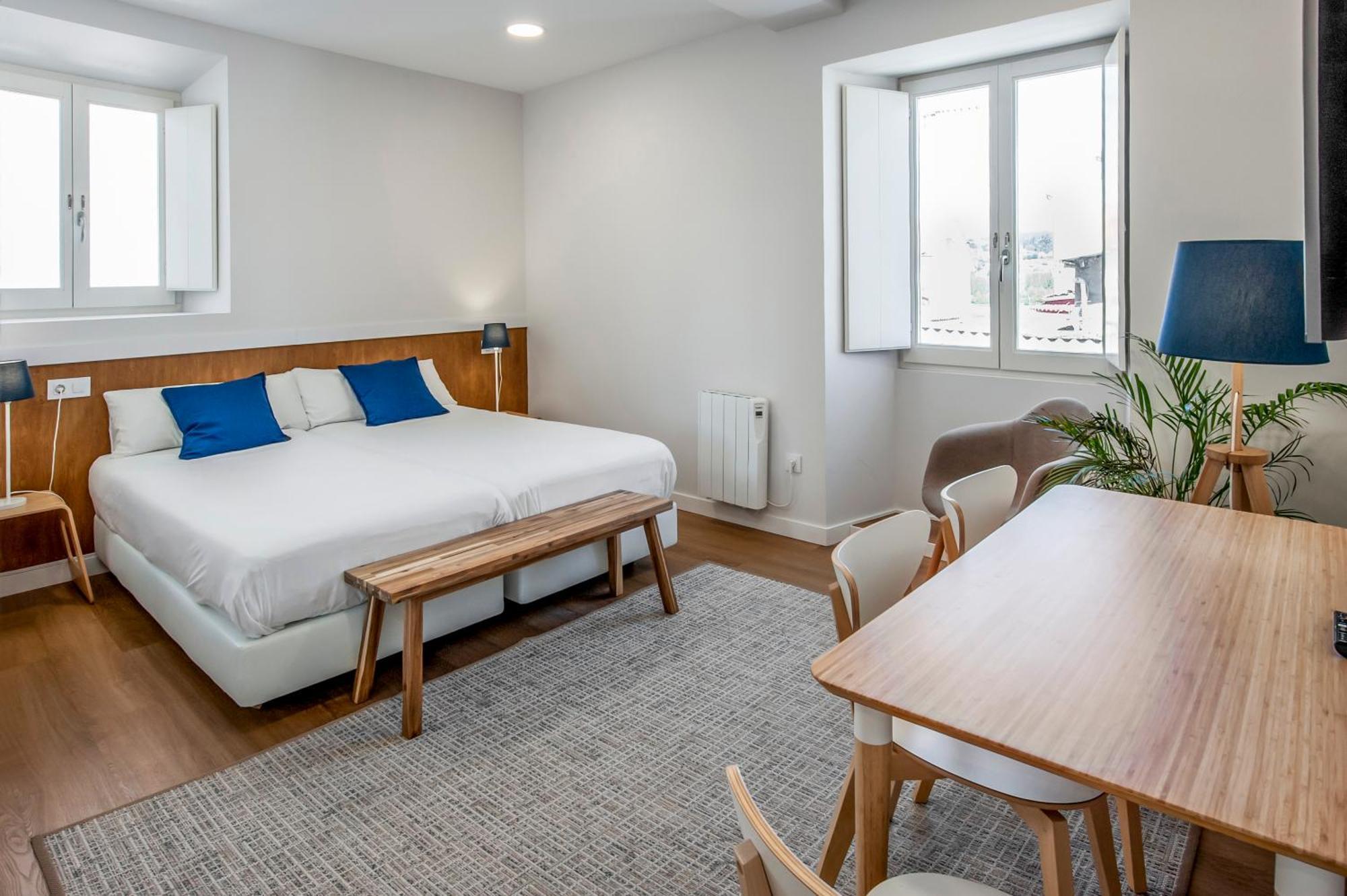 Snoe Hotel Camino Do Eume Apartamentos بونتيدويمي المظهر الخارجي الصورة
