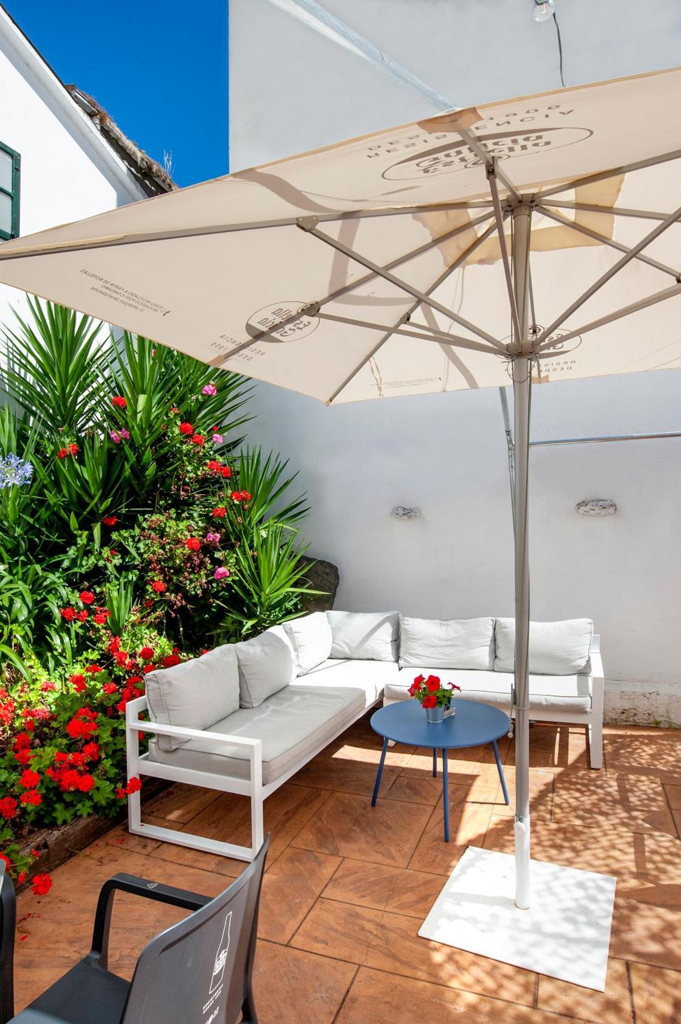 Snoe Hotel Camino Do Eume Apartamentos بونتيدويمي المظهر الخارجي الصورة